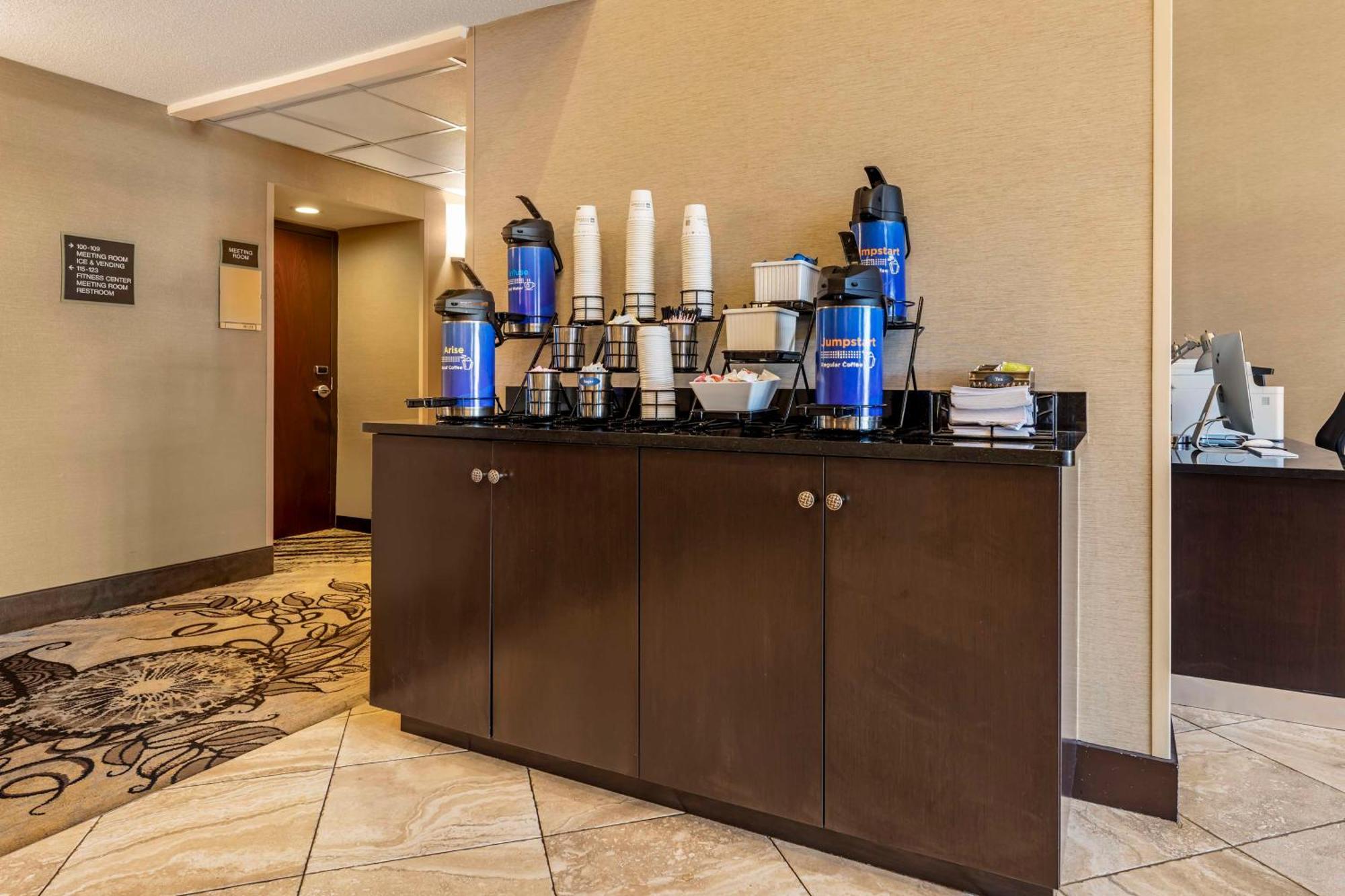 Best Western New Albany Esterno foto